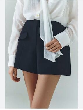 Anthropologie Maeve Tailored City Shorts Black Size 8